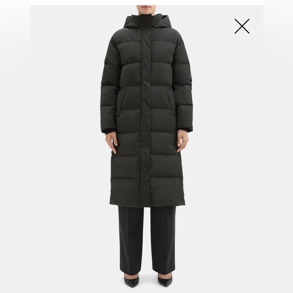 Theory Down Puffer Coat in Size L Black - Picture 5 of 9